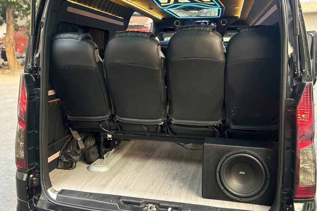 Sewa Hiace Luxury Tangerang